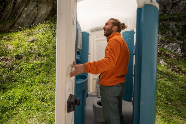 Porta potty rental for outdoor events in Luna Pier, MI